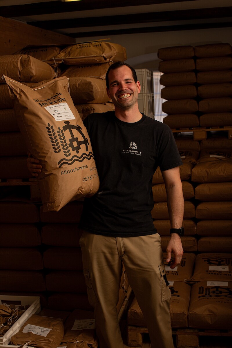 Visit Lukas Tschudi in Wittnau, in the flour storage