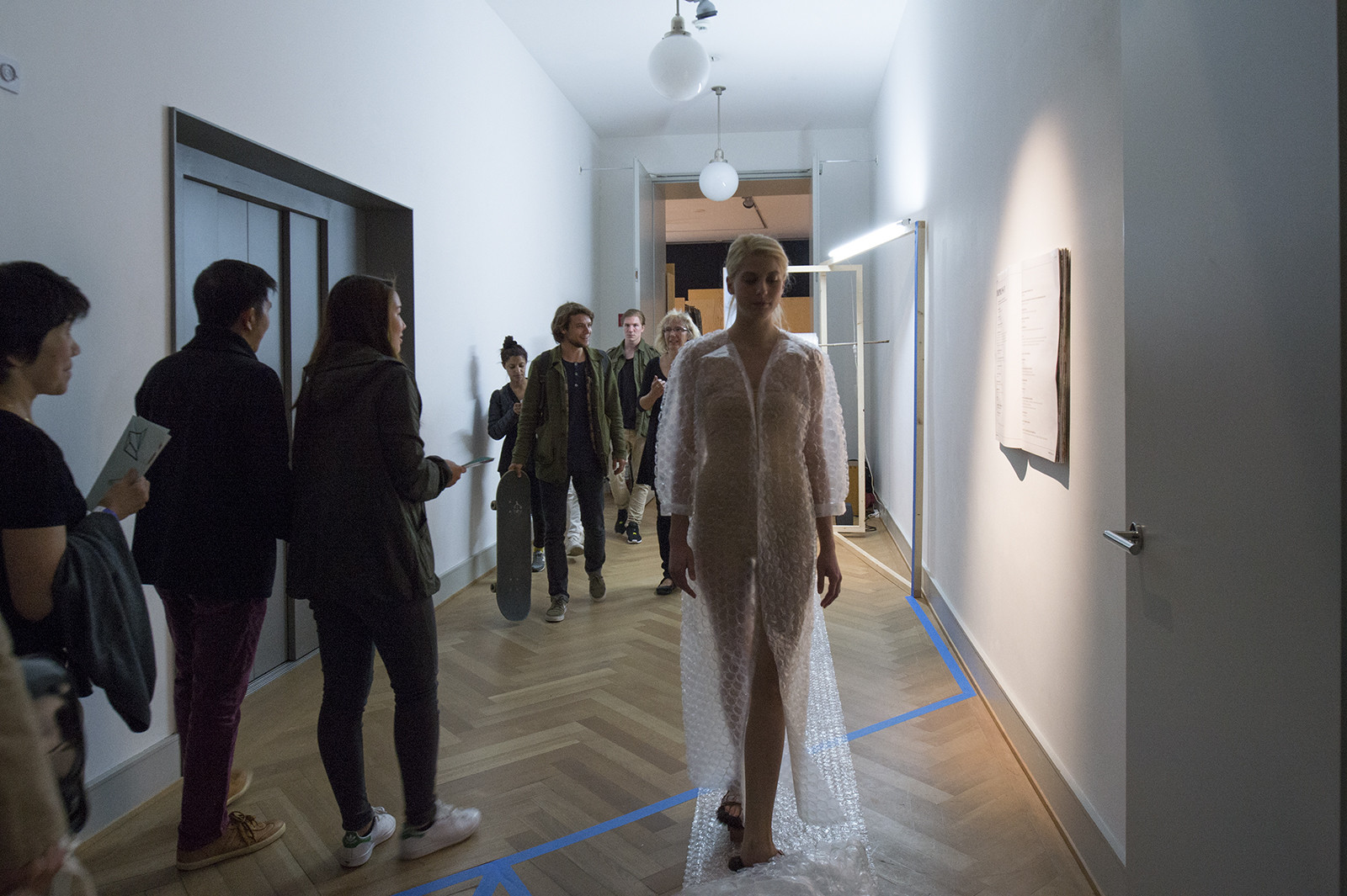 Perspectives - Performing Fashion