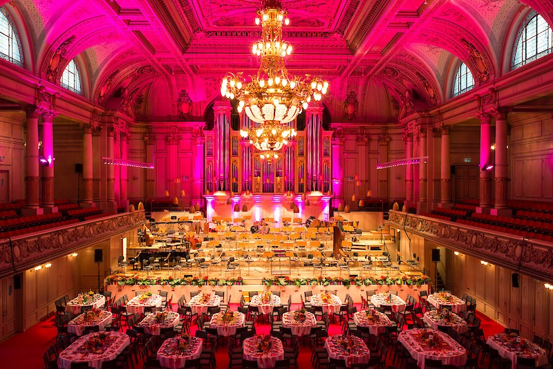 Eventkultur und Stadtentwicklung: Prozesse der Exklusion und Differenzierung am Beispiel der Stadt Zürich